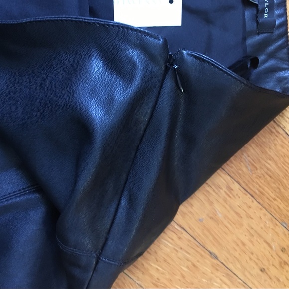 Ann Taylor Faux Leather Skirt NWT - Picture 3 of 4